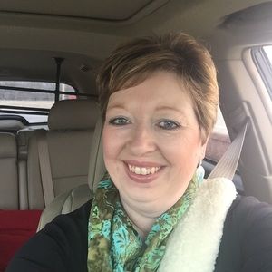 Meet your Posher, Guyla